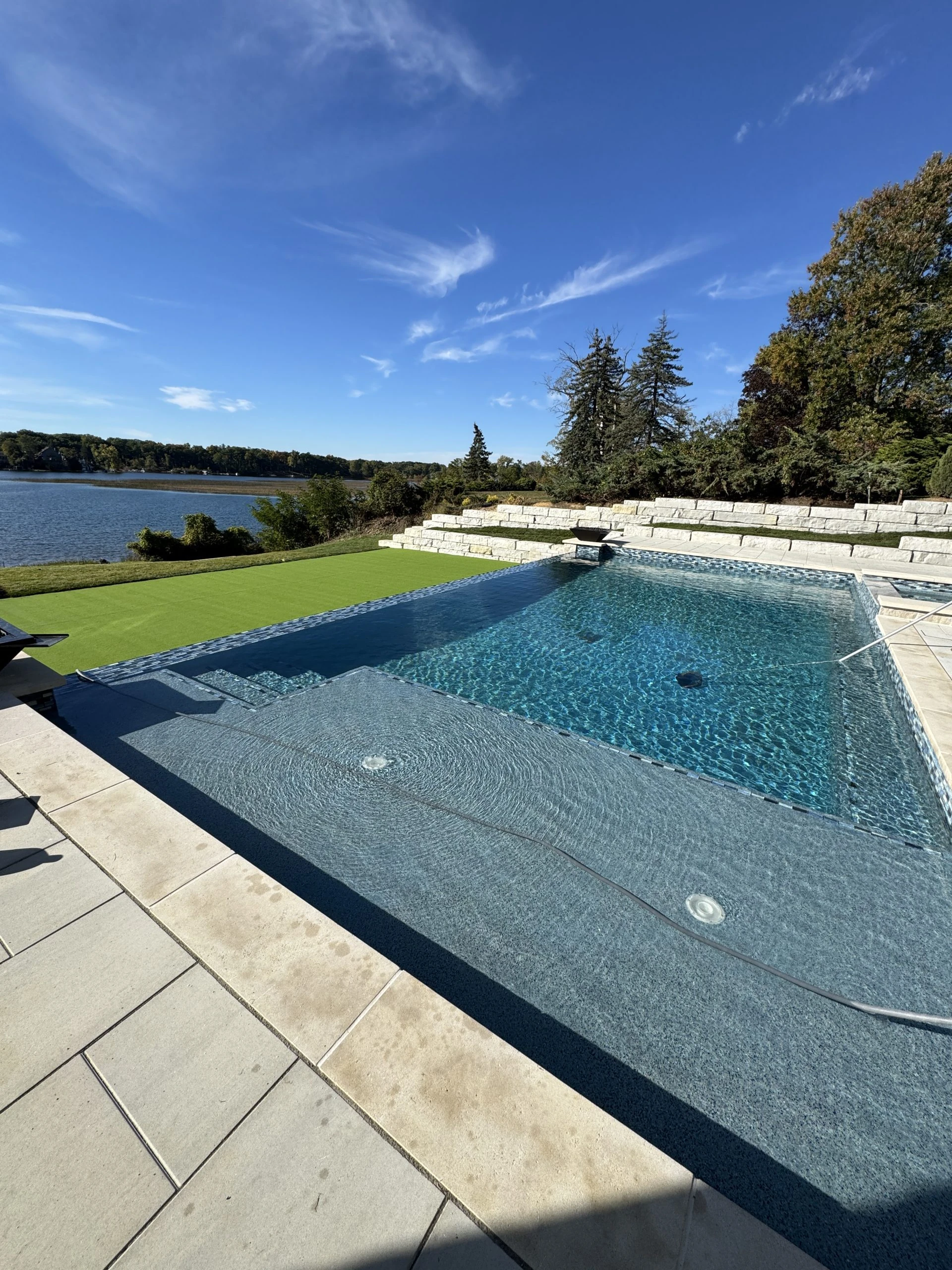 southeast-michigan-swimming-pool-with-a-view